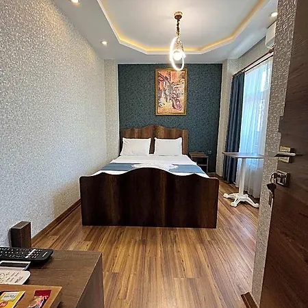 Aras & Hotel Stambuł